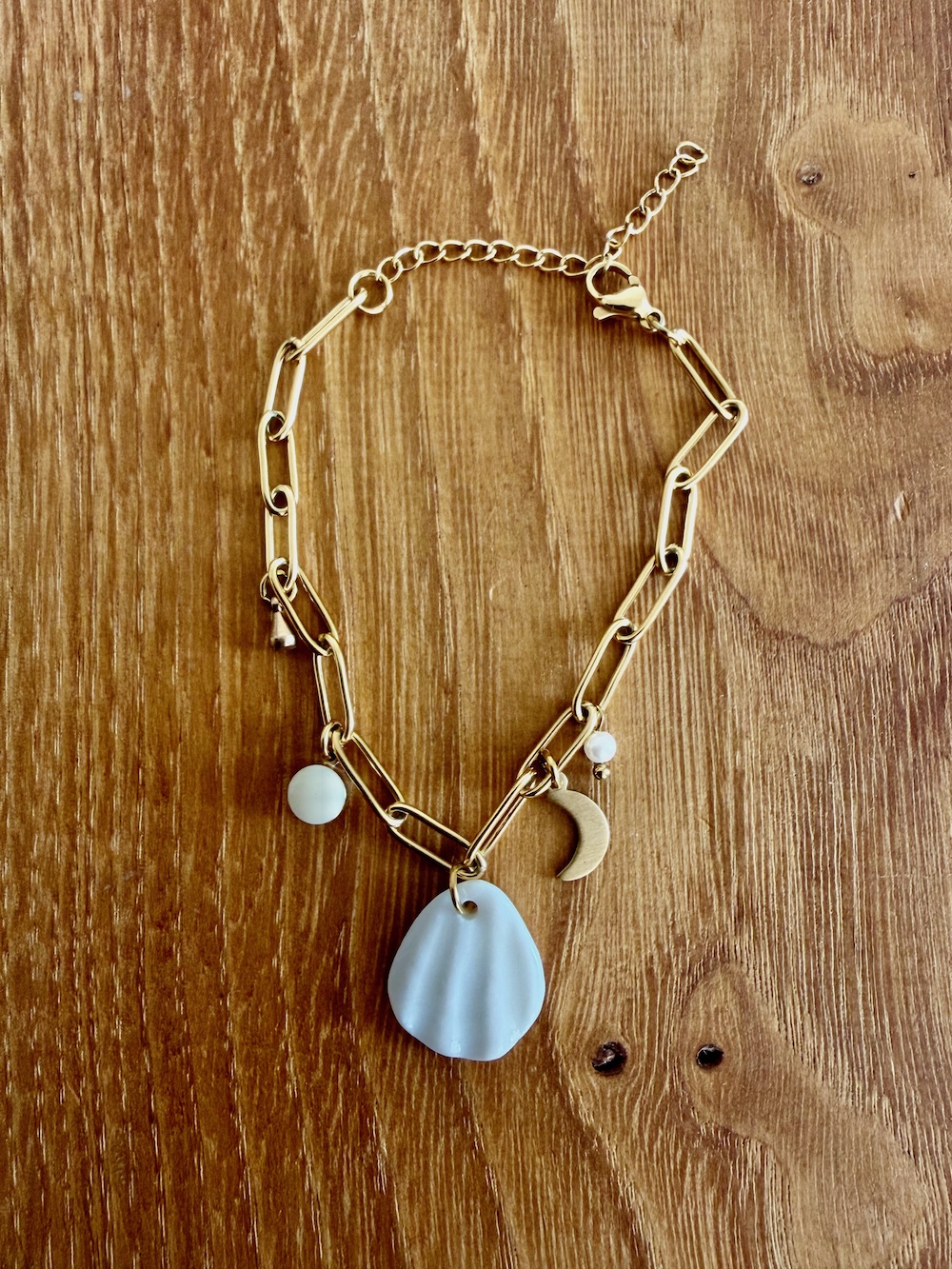 Bracelet coquillage grandes mailles — Aurelie Blanz