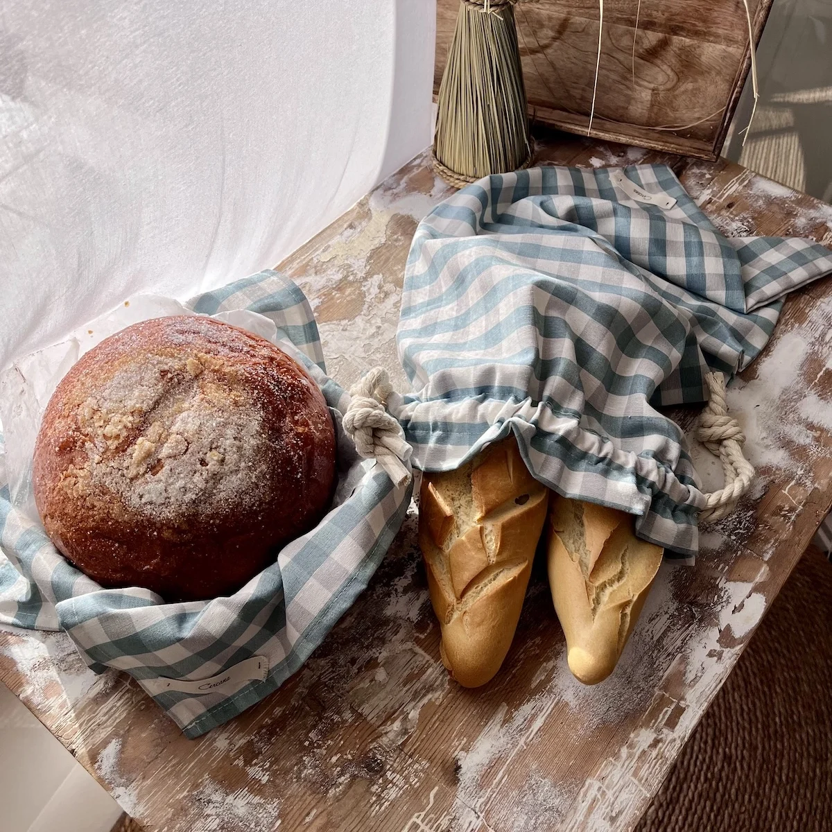 Bolsa de pan de tela artesanal — Cercana