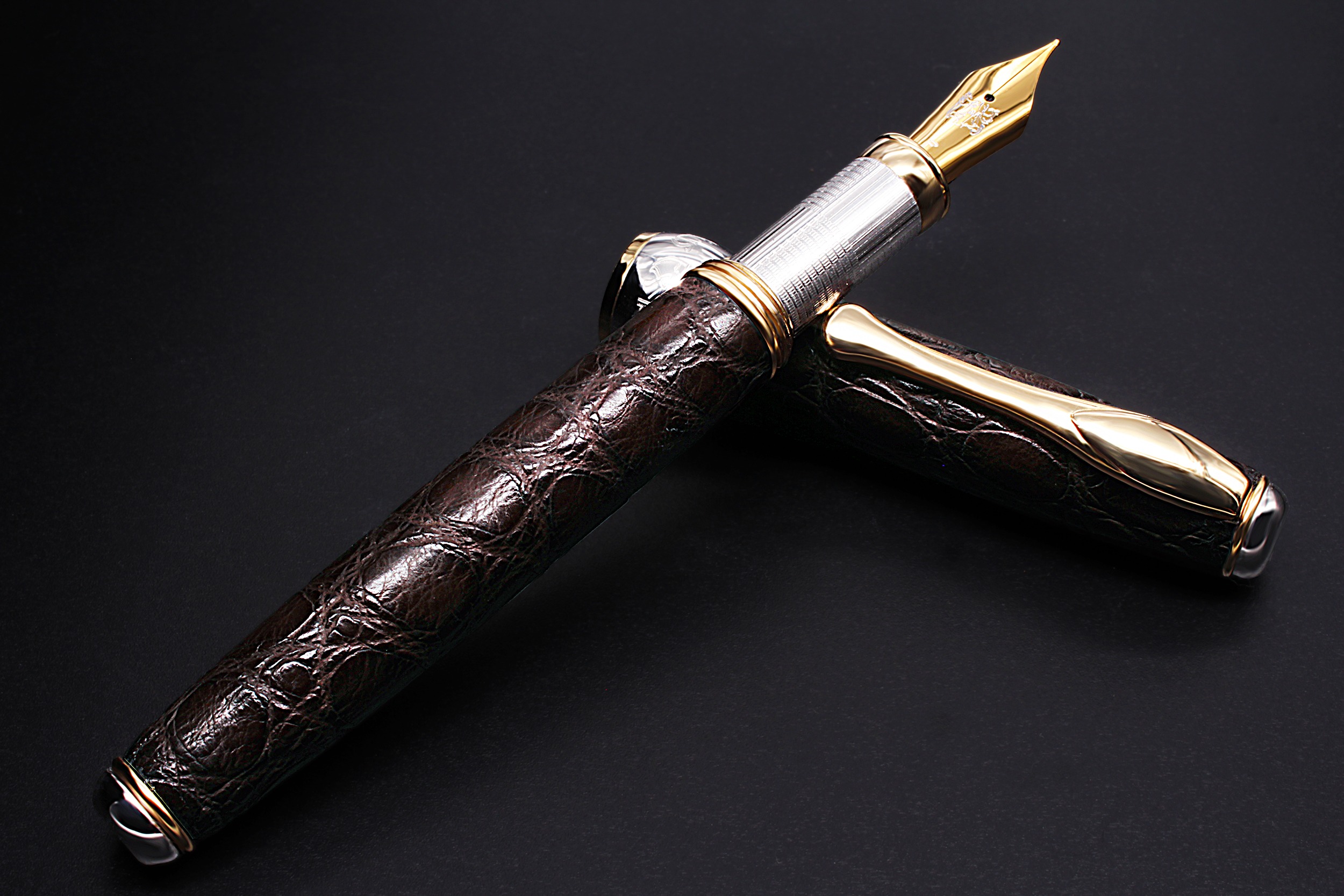 Handcrafted Pen in Genuine Crocodile Leather — Grifos Pens