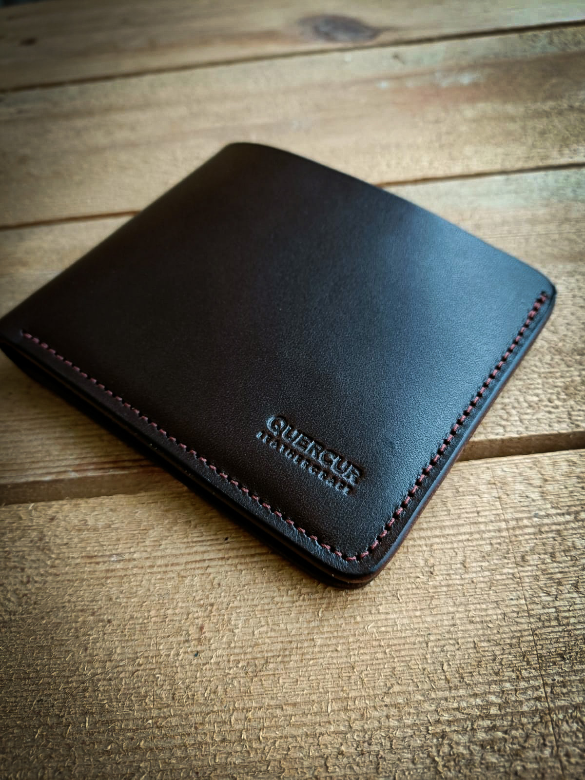Cartera Bifold – marrón oscuro — Quercur Leathercraft