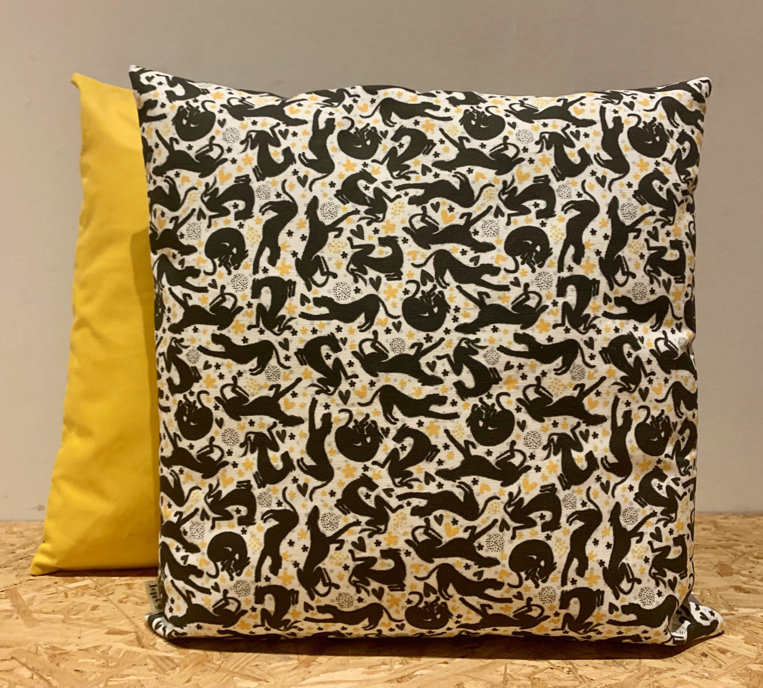 IWDB | Cushion — Joppe Creations