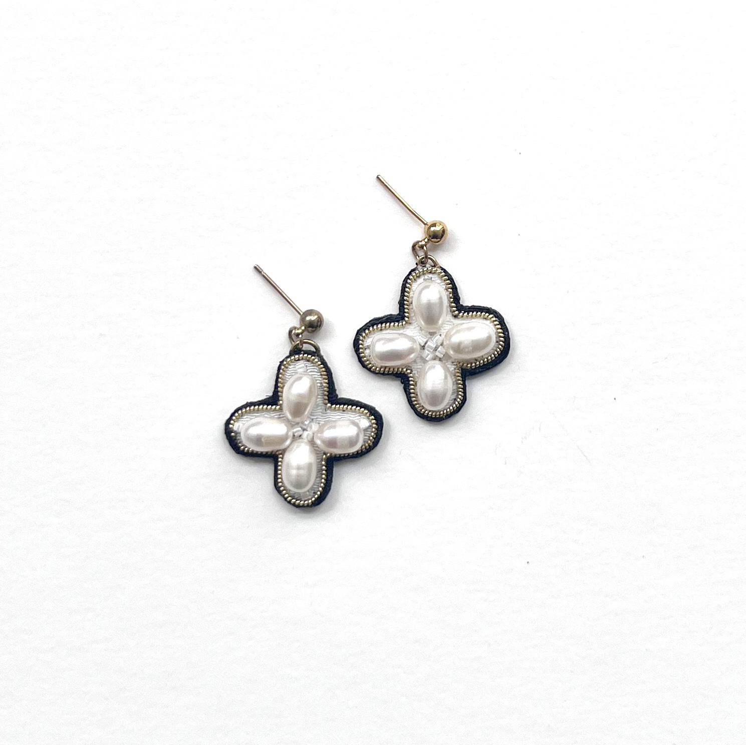 Boucles d’Oreilles Perles Or II — Inès Carratié