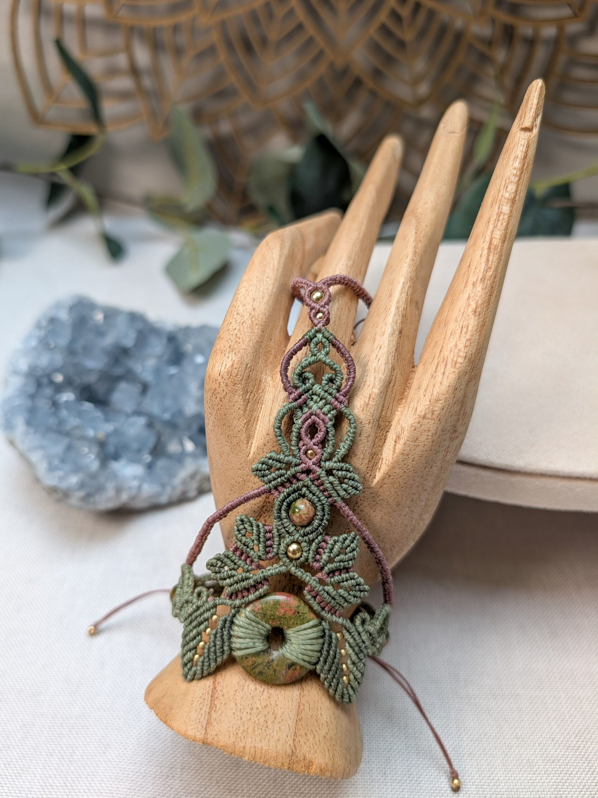 Bijou de main Unakite — Sacrés Noeuds